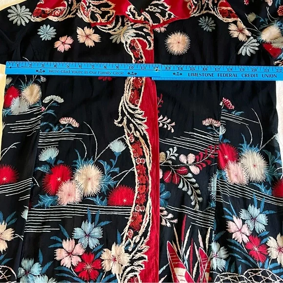 Citron Santa Monica Black Floral Silk Kimono Jacket – EUC – L/XL – MSRP $289 - Picture 14 of 15